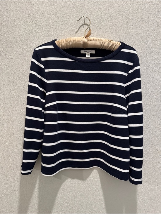 Haver& Blair London Tops - Striped Navy and White Long-Sleeve Top Haver & Blair. XL London